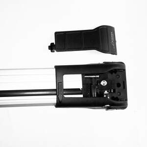 Багажные поперечины WingCarrier V1 на рейлинги SUZUKI Ignis 2001-2005 с замком, серебристые