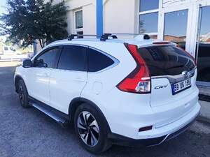 Багажник в штатные места на рейлингах HONDA CR-V SUV 4 2012-2018 и 5 2016-н.в. с замком, серебристый Багажник в штатные места на рейлингах HONDA CR-V SUV 4 2012-2018 и 5 2016-н.в. с замком, серебристый