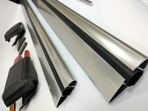 (c) Багажные поперечины SHARK длиной 113см на рейлинги, серебристые