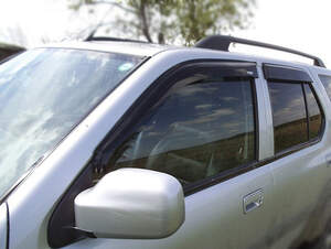 Отбойник капота VW PASSAT B6 (2005-2010) «V STAR»