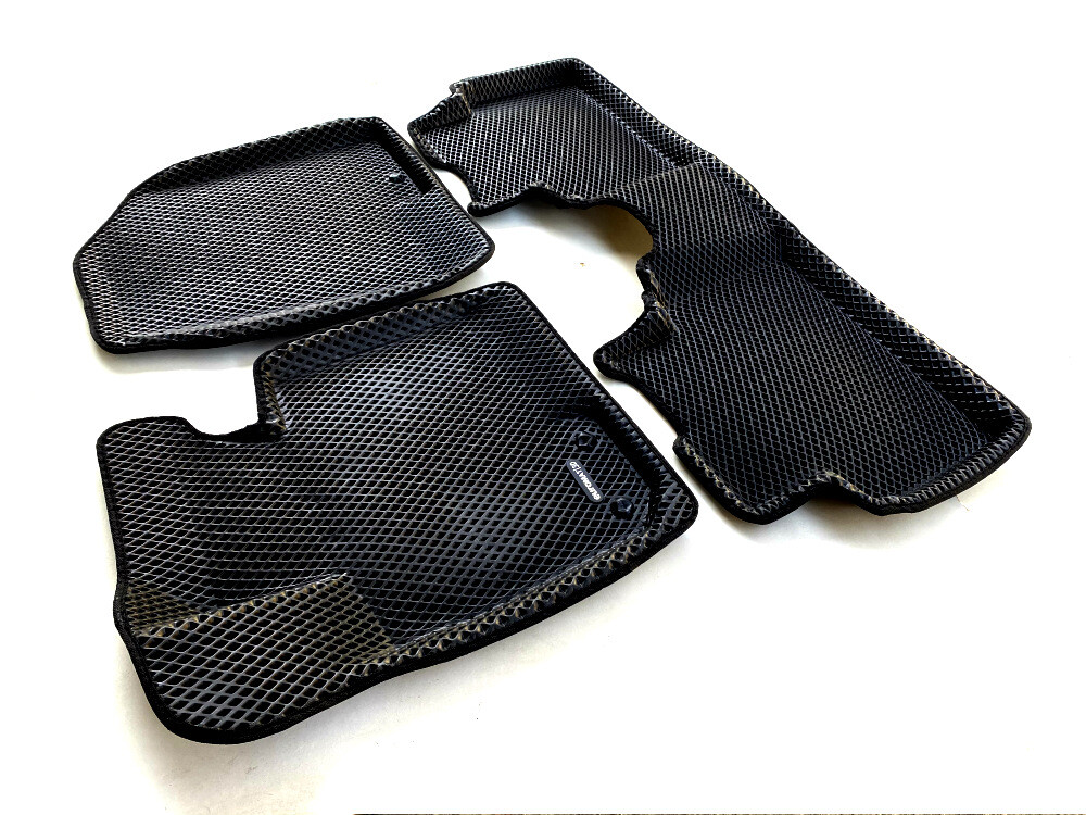 Коврики в салон EVA 3D euro-std HYUNDAI IX35 (2009-2015) Коврики в салон EVA 3D euro-std HYUNDAI IX35 (2009-2015)