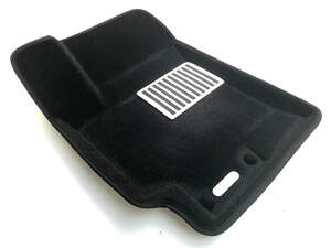 Коврики в салон текстильные Euromat 3D lux HYUNDAI Solaris (2017-), черные (3 шт.)