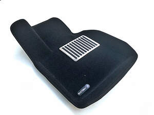 Коврики в салон текстильные Euromat 3D lux LAND ROVER Range Rover (2002-2012), черные (3 шт.)