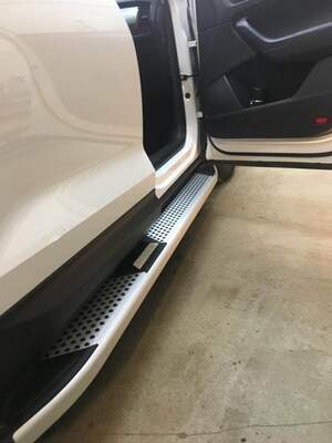 Пороги-подножки MEVSIM для VOLKSWAGEN TOUAREG II 2010-2018 (алюминий+пластик) от ERKUL