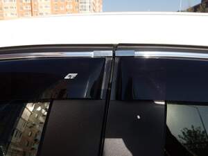 Дефлекторы окон накладные VW JETTA VI (2010-2020) «КОБРА Тюнинг» хром молдинг
